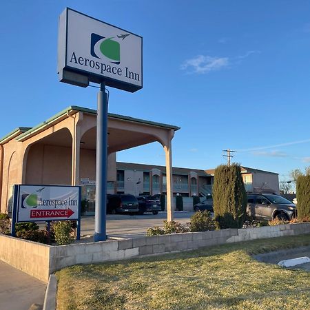 Aerospace Inn Mojave Exterior photo