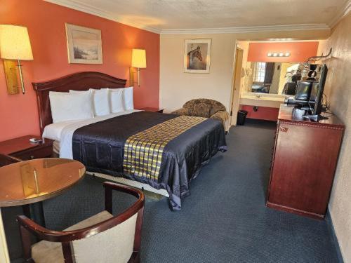 Aerospace Inn Mojave Exterior photo