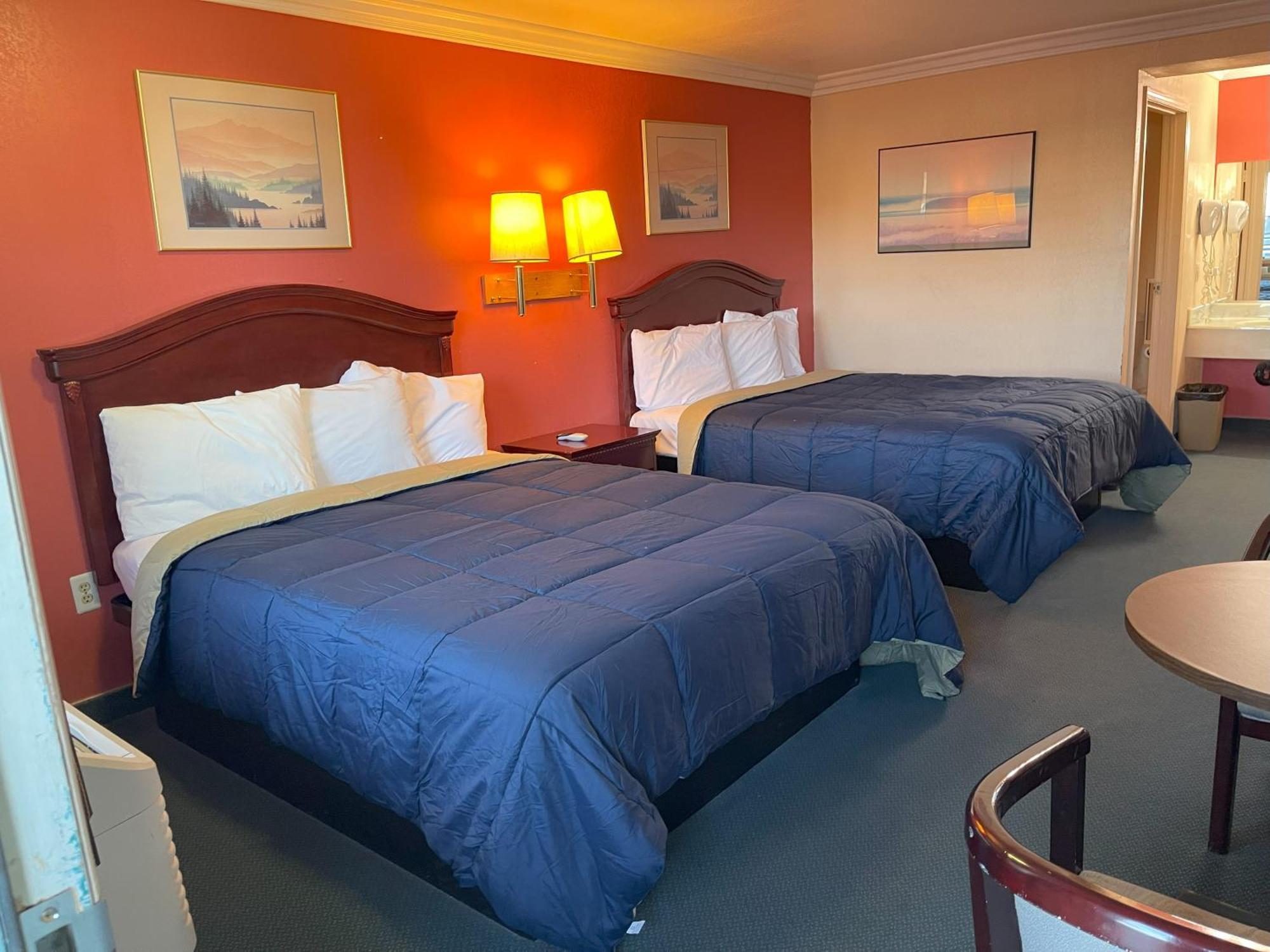 Aerospace Inn Mojave Exterior photo